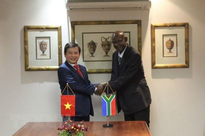 Vietnam, South Africa cooperate on crime combat